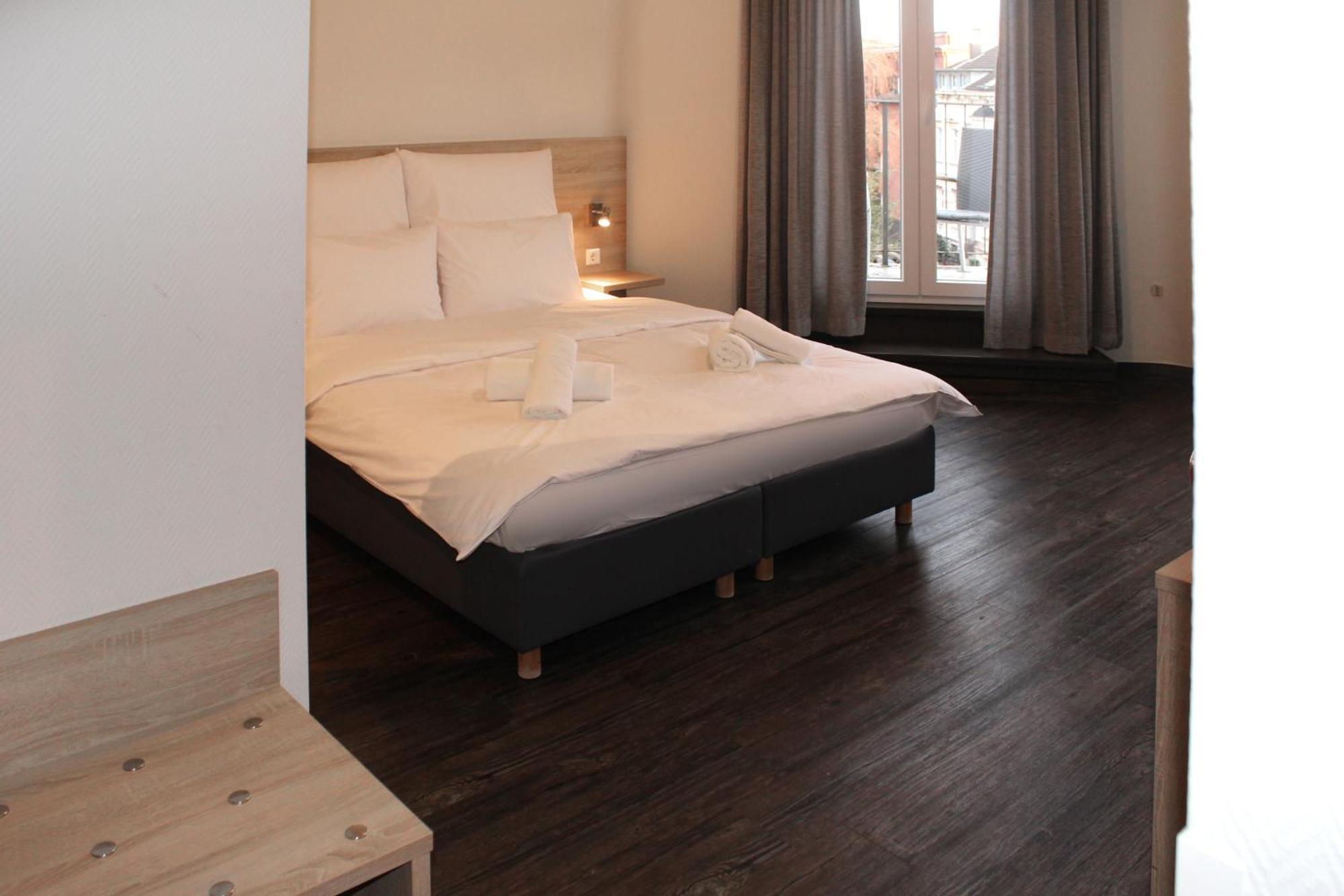 Hotel Mozart Bona Exterior foto