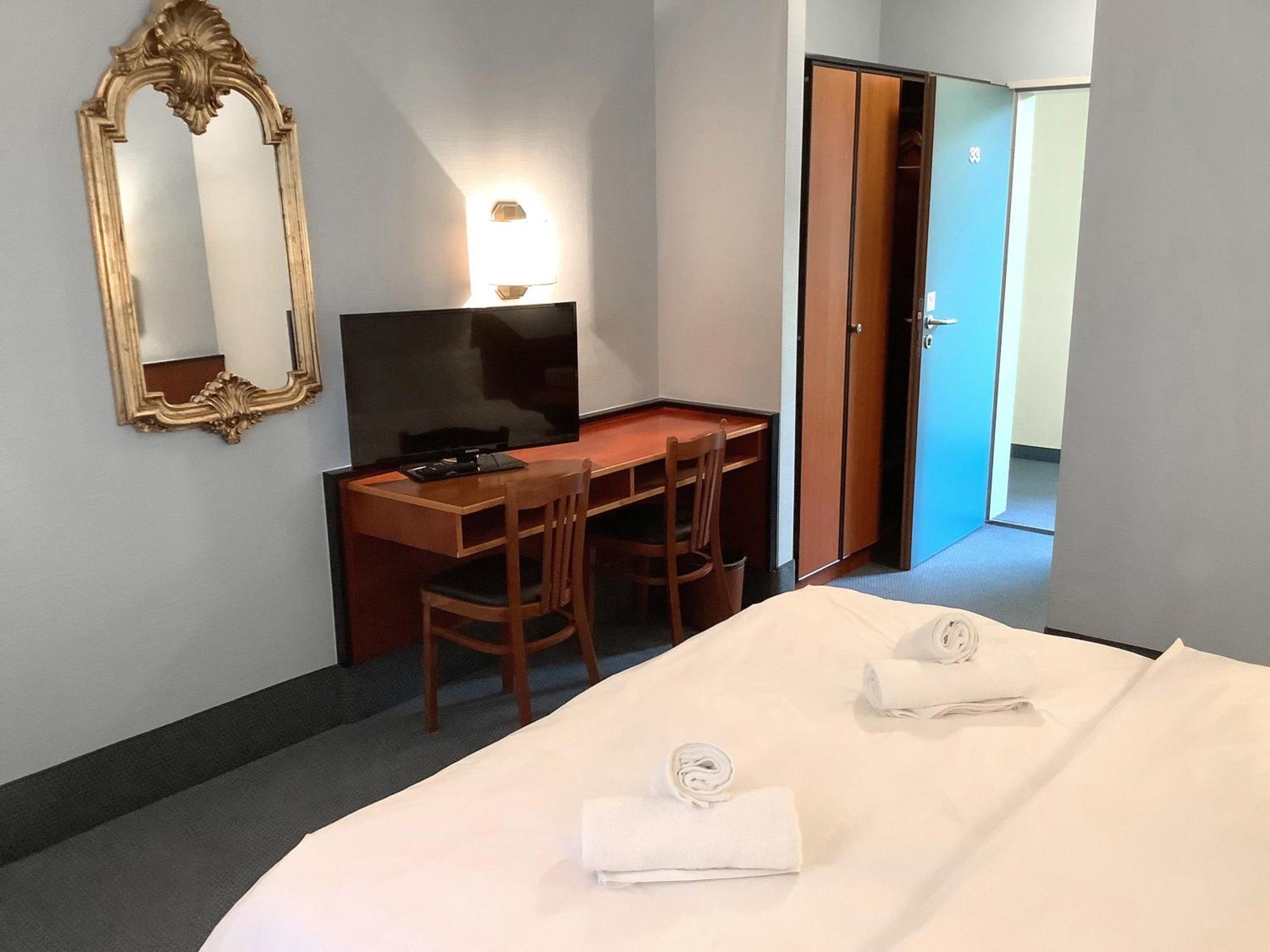 Hotel Mozart Bona Exterior foto